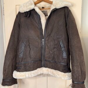 St. John’s Bay Genuine Leather Jacket – Faux Shearling Lined – Size Large